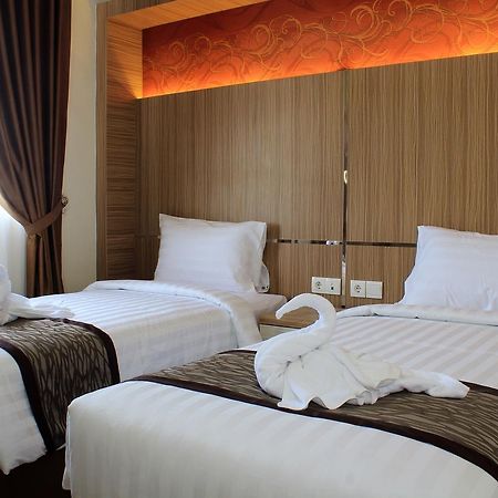 Amadeo Hotel Duri Exterior photo